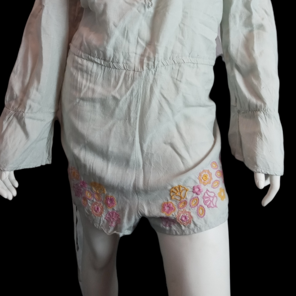 Hectik Romper - Picture 4 of 11